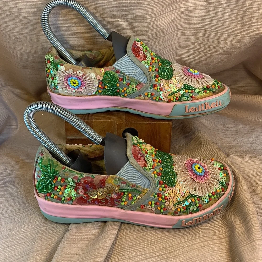Lli Kelly richly embroidered loafers preloved